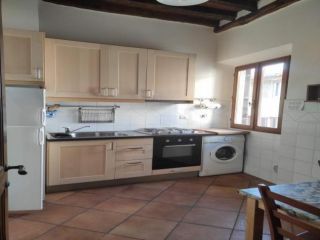 APPARTAMENTO di 4 vani e di 85 mq (FIRENZE) rif. AAJ356