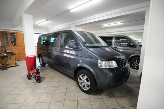 VOLKSWAGEN Caravelle 2.5 TDI/131cv PL 7Posti Full Full rif. 24140031