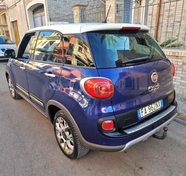 Fiat 500L 1.6 Multijet TREKKING (GANCIO TRAINO) - Foto 4