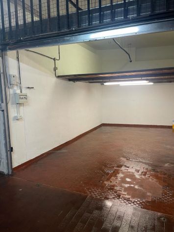 Affittasi Box Auto – Via di Vigna Corsetti 8 (Roma) - Foto 6