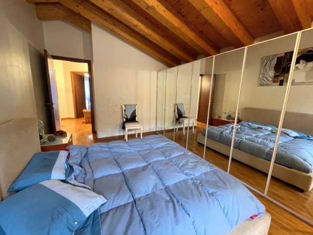 Quadrilocale pari al nuovo con possibilità box - Foto 3