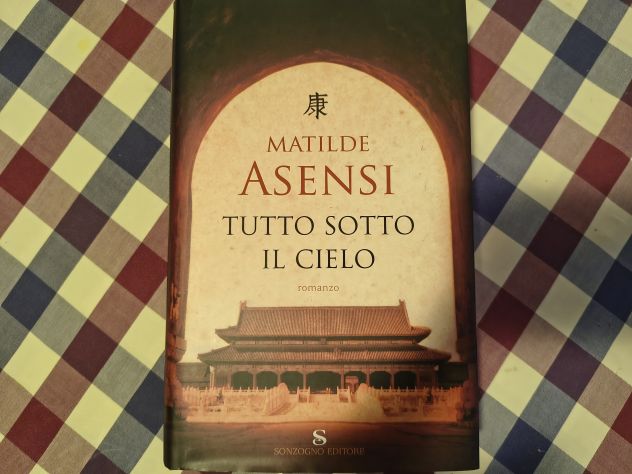 Questo annuncio ha 4 immagini 4 Libro Tutto sotto il cielo di Matilde Asensi