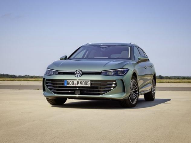 VOLKSWAGEN Passat 1.5 TSI eHybrid 204 CV DSG Business rif. 23013903