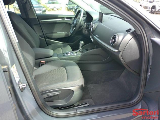 AUDI - A3 - 1.6 TDI S tronic Sport - Foto 8