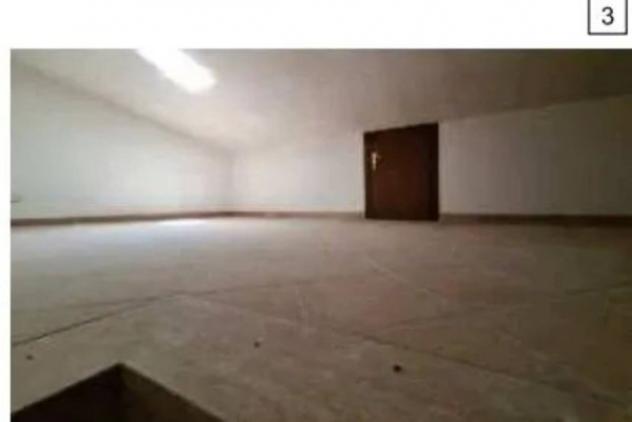 Immobile in asta di 75 m², box auto doppio in vendita a Faleria - Foto 2