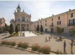 Bilocale su due piani con giardino privato