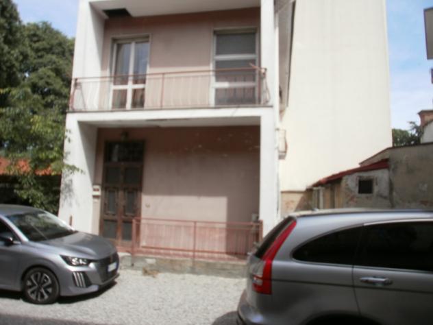 casa indipendente in vendita a Nova Milanese