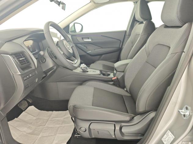 Nissan Qashqai MHEV 158 CV Xtronic N-Connecta - Foto 8
