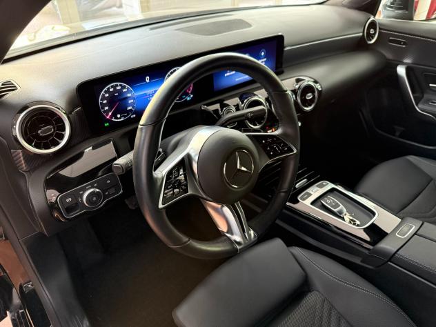 MERCEDES A 220 4MATIC BENZINA MHD - 2023 - Foto 10