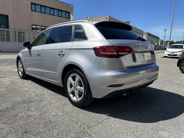 Audi A3 30 TDI Design SportBack - Foto 4