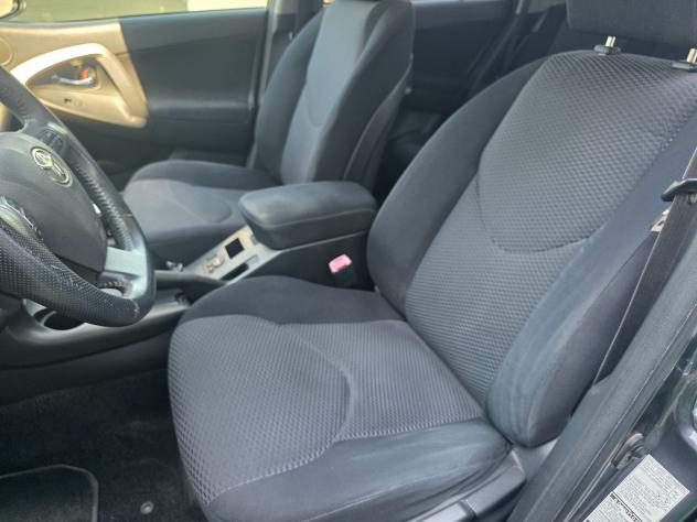 Toyota RAV 4 RAV4 2.2 D-4D 150 CV DPF Luxury - Foto 10