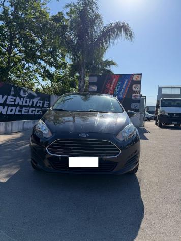 Ford Fiesta 1.5 TDCi 75CV - Foto 2