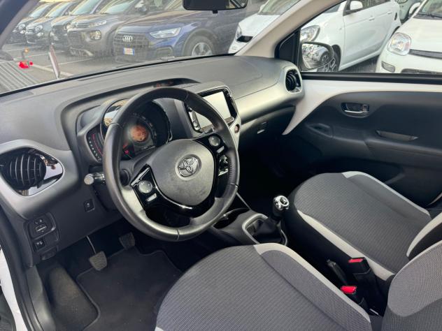Toyota Aygo Connect 1.0 VVT-i 72 CV 5 porte x-play MMT led navi kamera - Foto 8