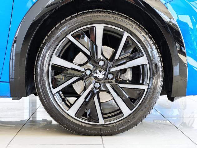 Peugeot 208 1.5 BlueHDi GT 100cv 2023 - Foto 6