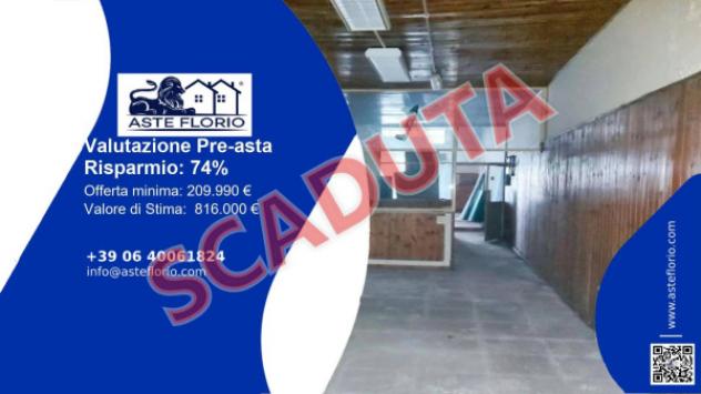 Immobile in asta di 670 m² con più di 5 locali in vendita a Roma