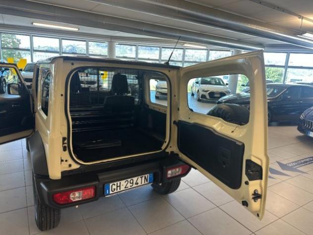 SUZUKI Jimny 1.500 BENZINA 102 CV PRO ALLGRIP 4X4 N1 rif. 24089105 - Foto 9