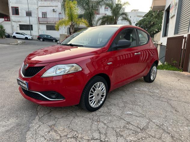 Lancia Ypsilon 1.2 69 CV 5 porte Gold