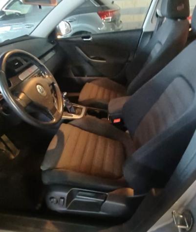 VOLKSWAGEN Passat 2.0 16V TDI 4mot. Var. rif. 24092047 - Foto 6