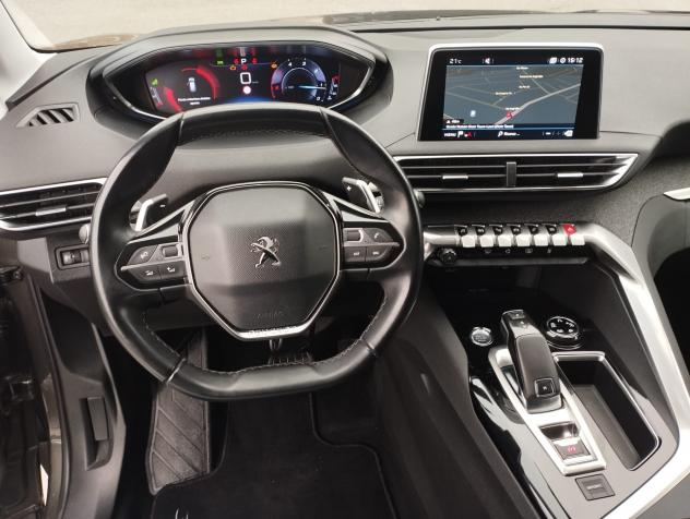 Peugeot 3008 BlueHDi 130 S&S EAT8 Allure - Foto 4