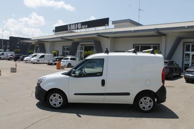 Fiat Doblo Dobl1.3 MJT PC-TN Cargo Lamierato E6 - Foto 6