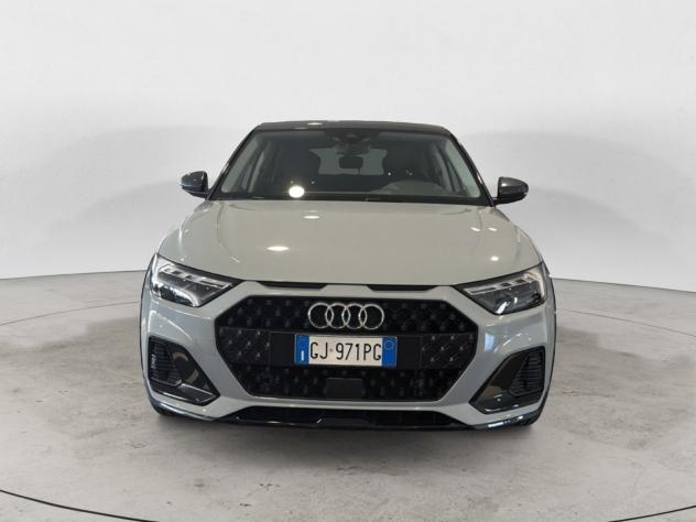 Audi A1 A1 Citycarver 30 1.0 tfsi Identity Contrast 110cv - Foto 2