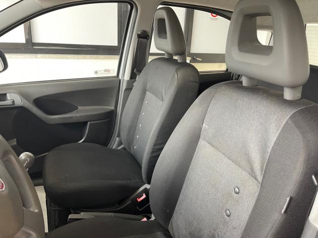 FIAT Panda Panda 1.2 Climbing 4x4 69cv E5 - Foto 6