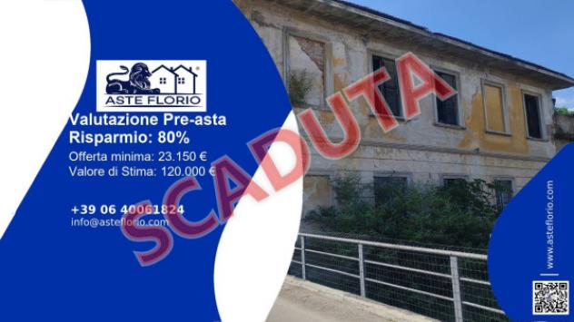 Immobile in asta di 800 m² con più di 5 locali in vendita a Fagnano Olona