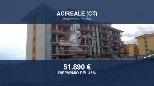 Immobile in asta di 126 m², box auto in vendita a Acireale