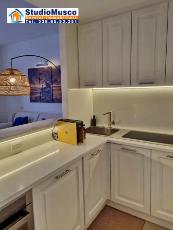 APPARTAMENTO di 3 vani e di 75 mq (CAPRI) rif. CVPZZ - Foto 15