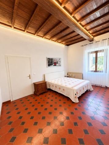 APPARTAMENTO INDIPENDENTE di 5 vani e di 130 mq (SIGNA) rif. L1393 - Foto 18