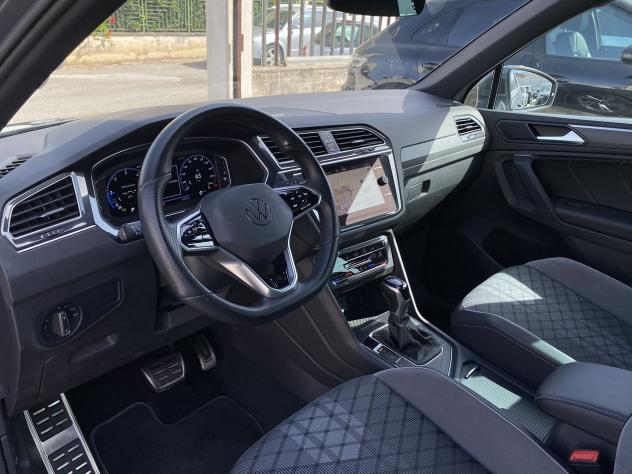 Volkswagen Tiguan R-Line 2.0 TDI 150CV DSG - Foto 10