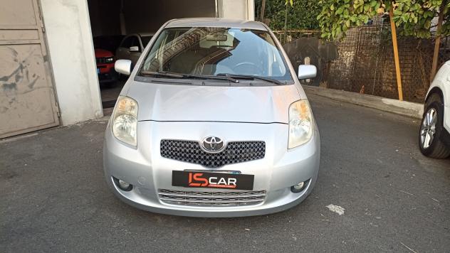 Toyota Yaris 1.4 D-4D 5 porte M-MT Sol automatica - Foto 2