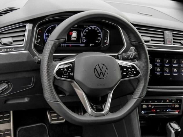 Volkswagen Tiguan 2.0 TDI R-LINE DSG NAVI BLACKSTYLE - Foto 9