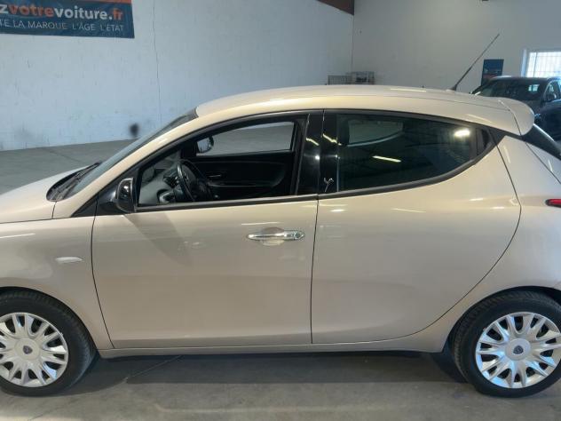 Lancia Ypsilon 1.2 69 CV 5 porte S&S Silver - Foto 4