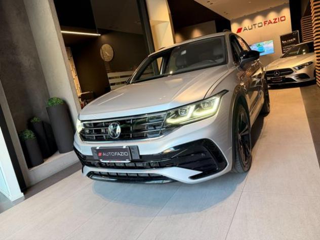 VOLKSWAGEN Tiguan 2.0 TDI 150 CV SCR DSG R-Line rif. 23956006 - Foto 2
