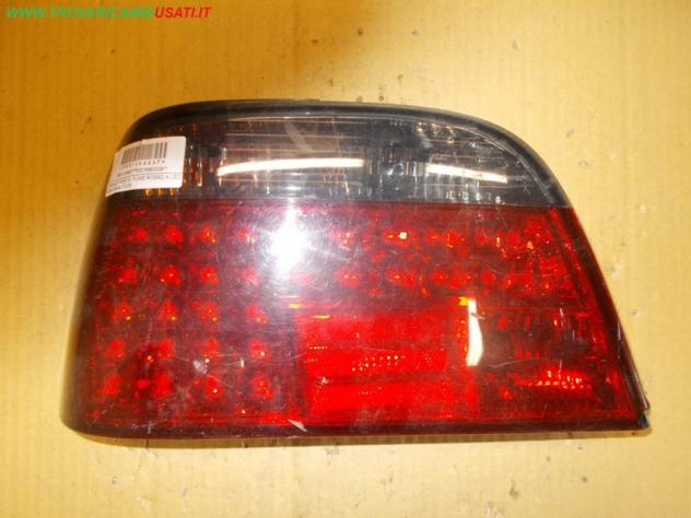 FANALE POST.S. FUME ROSSO A LED BMW Serie 5 E39  Parti elettriche  Fanaleria  Fanali  Fanale post. sx. BMW - Serie 5 E39 - 01-09-2000 - 01-06-2003