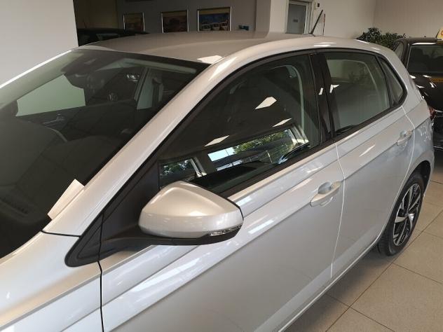 Volkswagen Polo 1.0 TSI Life 95 CV - Foto 10