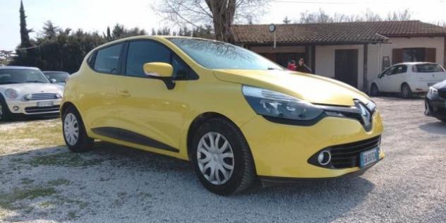 RENAULT Clio 1.2 75CV 5 porte Costume National rif. 23864234