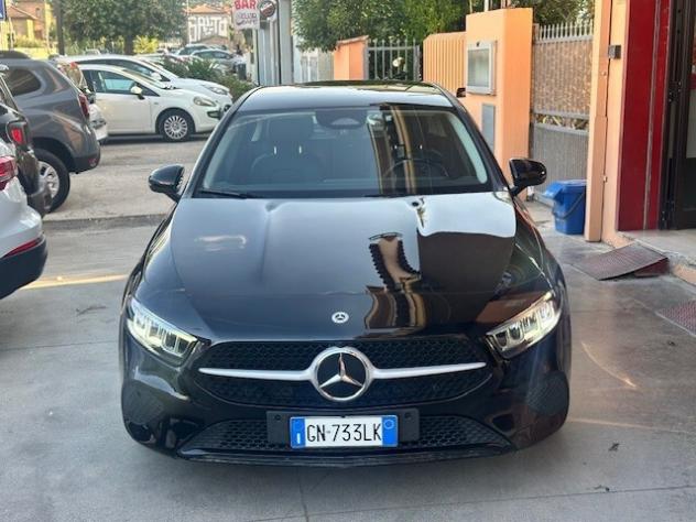 Mercedes-benz A 180 d Automatic Business Extra 2023 67.000KM - Foto 2