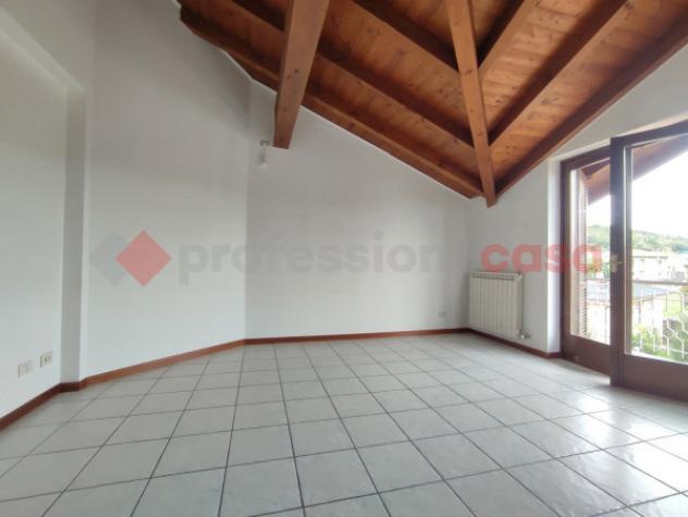 Appartamento di 55 m² con 2 locali e box auto in vendita a Dormelletto - Foto 3