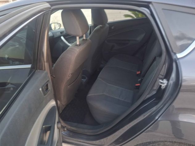 Ford Fiesta 1.6 TDCI Zetc 5P - Foto 8
