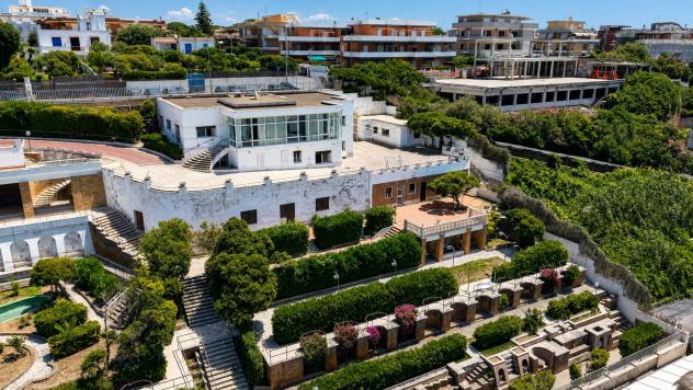 Villa in Lungomare Enea
