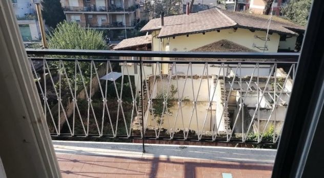 ARCO DI TRAVERTINO BILOCALE ARREDATO CON BALCONE - Foto 6