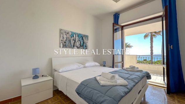 Villa indipendente fronte mare in affitto ad Arenella – Siracusa - Foto 4