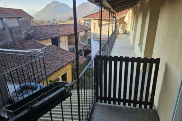 Immobile in asta di 77 m², box auto in vendita a Azzio - Foto 3