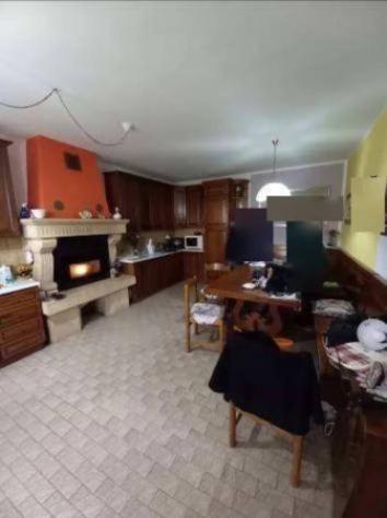 Immobile in asta di 372 m² con più di 5 locali e box auto in vendita a Castegnero - Foto 5