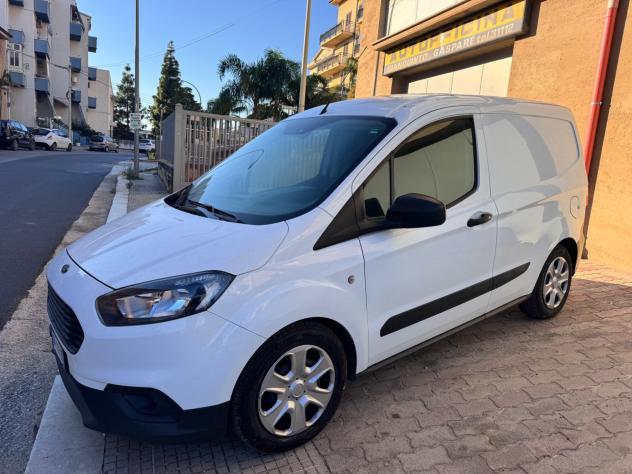 Ford Transit Courier 1.5 TDCi 75CV Van Trend 2 posti - Foto 2