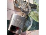Lucchetto cisa per telefono  analogico con chiavi