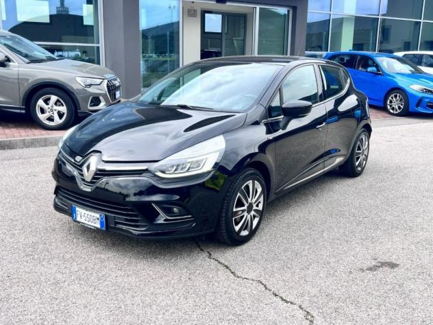 Renault Clio TCe 12V 75 CV 5 porte Moschino Zen