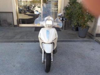 PIAGGIO Beverly 300 i.e. Anno 2011 rif. 24195216